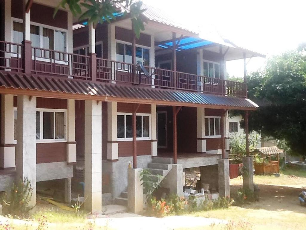พีช เกสเฮ้าส์ Hotel หาดริ้น ภายนอก รูปภาพ